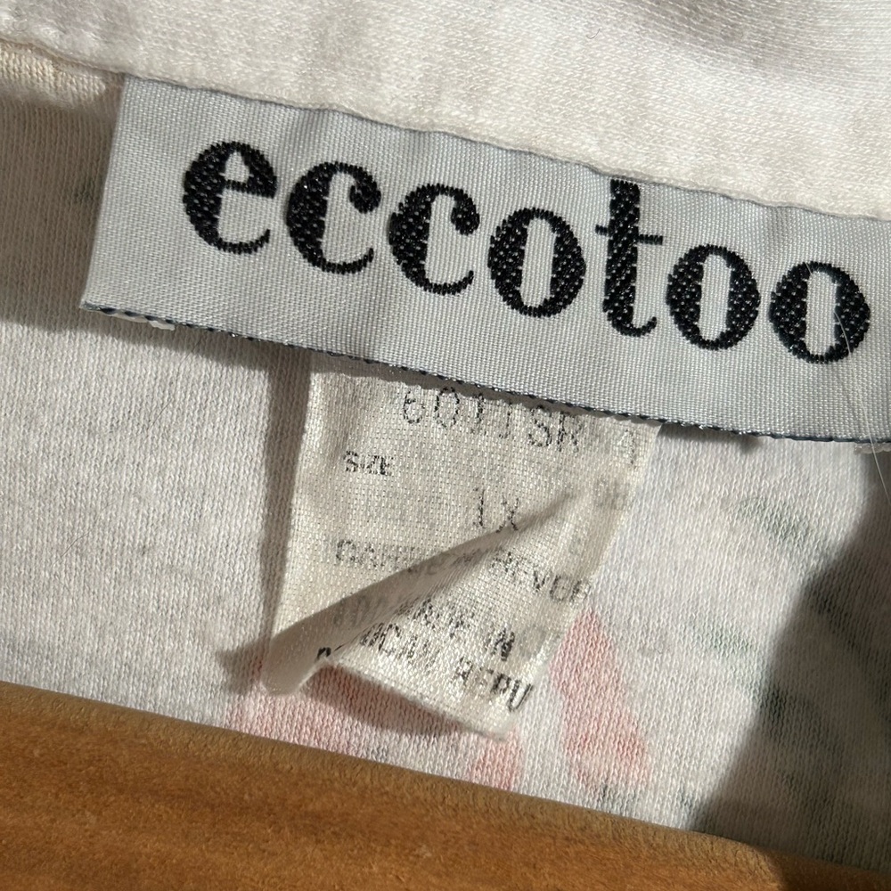 Floral button down - Picture 4 of 4